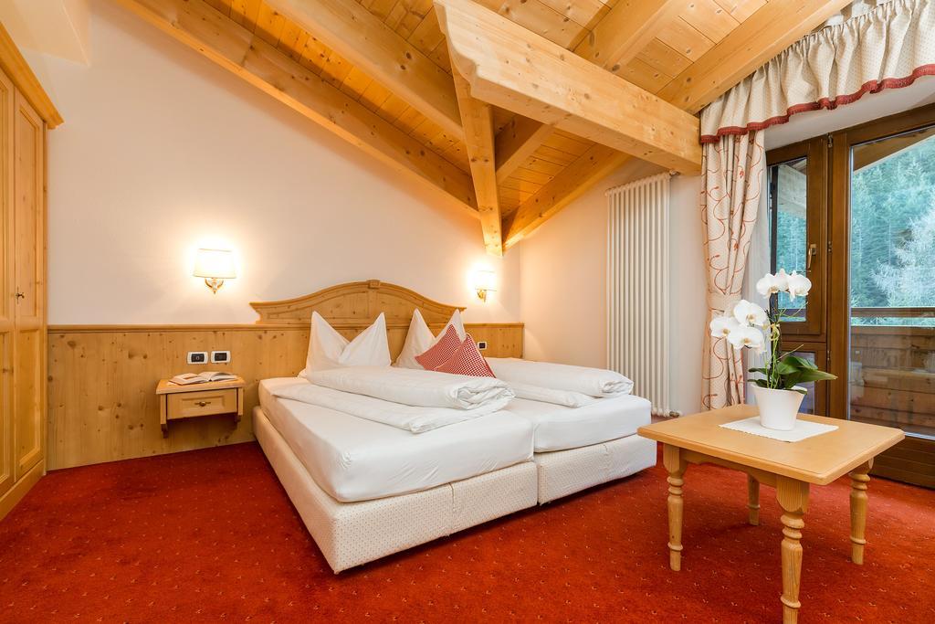 קורברה אין בדיה Hotel Bel Sit מראה חיצוני תמונה