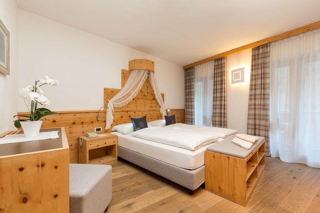 קורברה אין בדיה Hotel Bel Sit מראה חיצוני תמונה