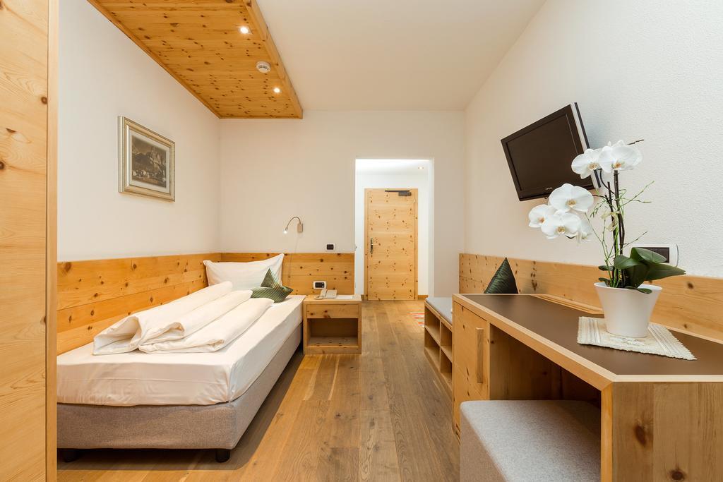 קורברה אין בדיה Hotel Bel Sit מראה חיצוני תמונה