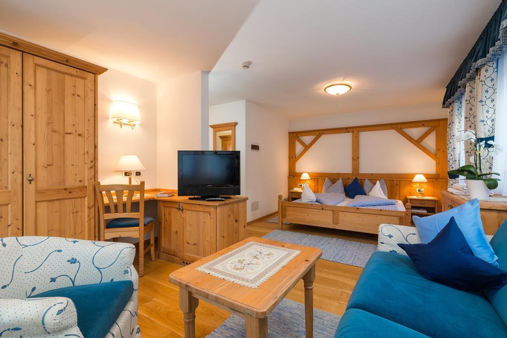 קורברה אין בדיה Hotel Bel Sit מראה חיצוני תמונה